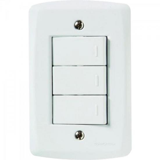 Interruptor Triplo Simples 4x2 com 3 Teclas Paralelas 10A 250V Branco TRAMONTINA Interruptor Triplo Simples 4x2 com 3 Teclas Paralelas 10A 250V Branco TRAMONTINA